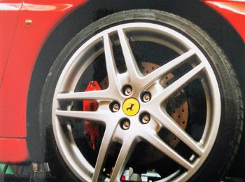 perla pneumatici ferrari particolare ruota